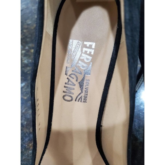 Salvatore Ferragamo Women's Black & Gold Toe More Suede Chain Cap-Toe Pumps 10 - Picture 5 of 14